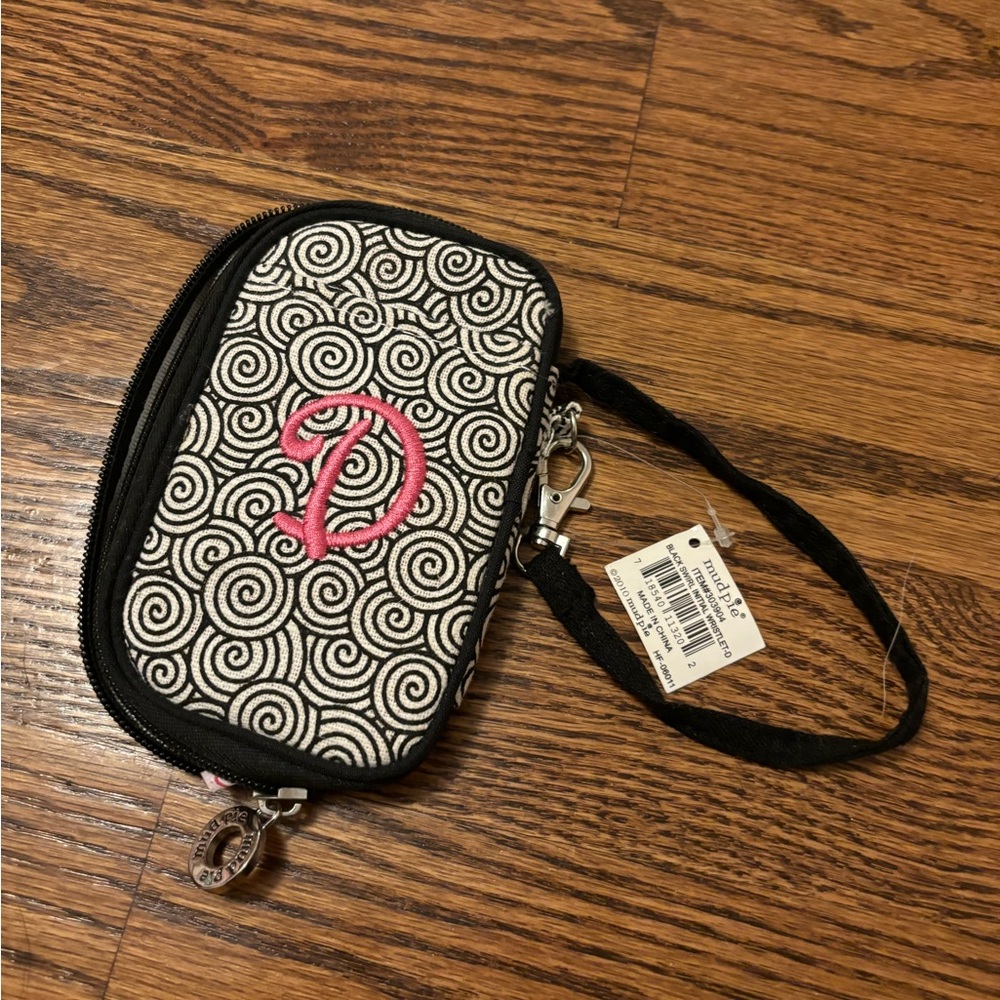 Black and White Swirl Pattern Phone Pouch